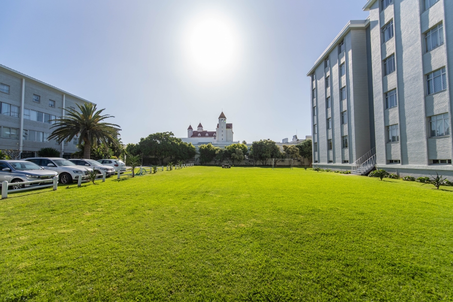 3 Bedroom Property for Sale in Summerstrand Eastern Cape